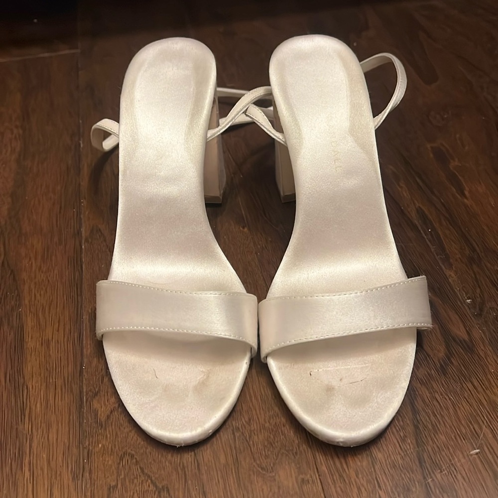 Loeffler Randall Malia Cream Curved Heel Satin Sandal Bridal Wedding Shoes ! 🤍